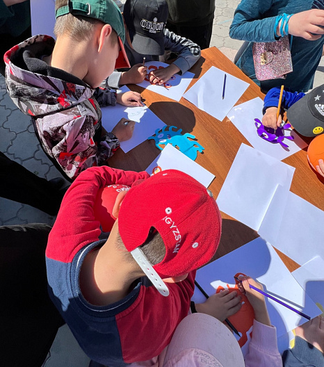 Студенты КРСУ посетили центр реинтеграции несовершеннолетних «Айданек»