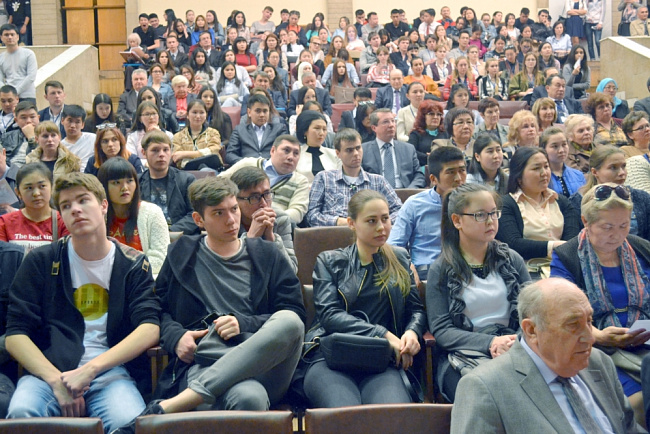 100 лет Великой Октябрьской революции