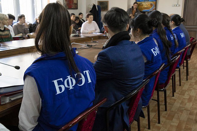 В КРСУ презентовали сборник воспоминаний потомков блокадников