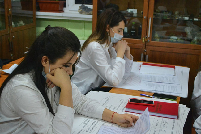 Первые нефтяники КРСУ