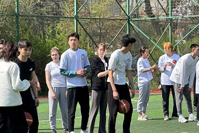 Единение и дружба