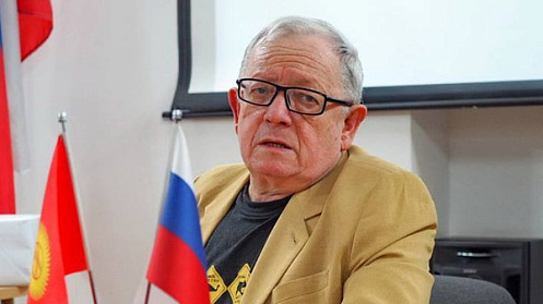 Поэт Вячеслав Шаповалов о «культурном возрождении» в Кыргызстане