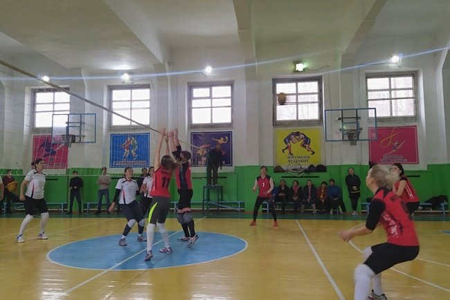 Volleyball players KRSU – winners of the Spartakiad
