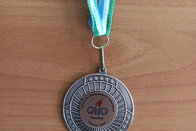 Студент КРСУ Эрлан Колбаев завоевал бронзу на Открытой международной Интернет-олимпиаде