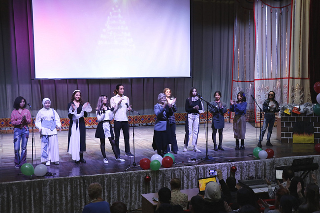 В КРСУ «отгремел» большой предновогодний концерт (фотогалерея)