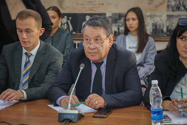 В КРСУ прошла Международная конференция, посвященная 80-летию Победы: вклад народов союзных республик в разгром фашизма