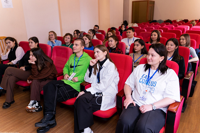 Студенты КРСУ «прокачали» лидерские и управленческие навыки