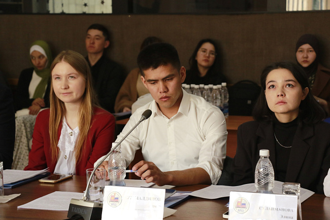 В КРСУ выбрали лучшего молодого аналитика