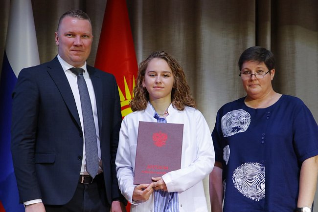 White coats and new horizons: graduation for doctors KRSU