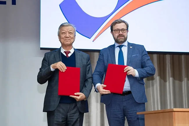 An agreement was signed between KRSU and the National Academy of Sciences of the Kyrgyz Republic