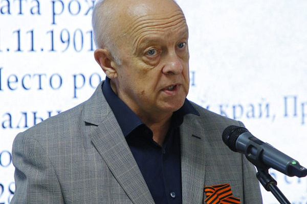 «Билось каждое сердце, как Брест»: КРСУ передал книгу в рамках  «Эстафеты Победы вдоль государственных границ СНГ»