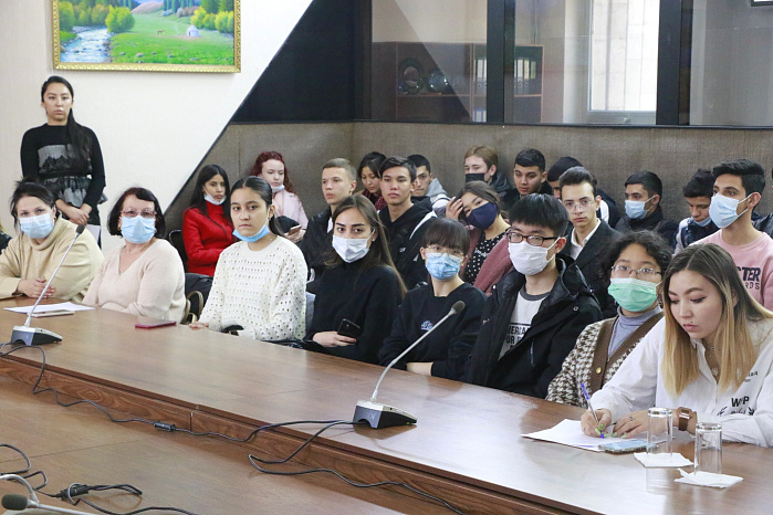 В помощь иностранным студентам КРСУ