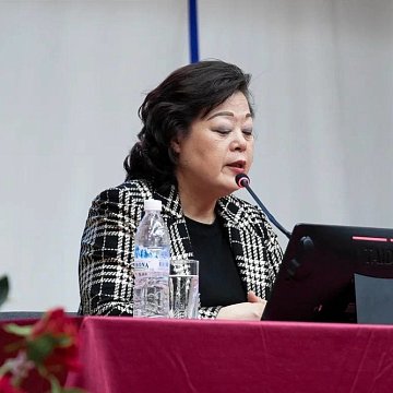 Кытайдын элчиси КРСУда лекция окуду
