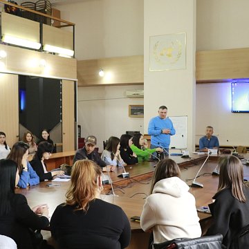 KRSU students were told about the possibilities for strategic development of the EAEU industrial policy