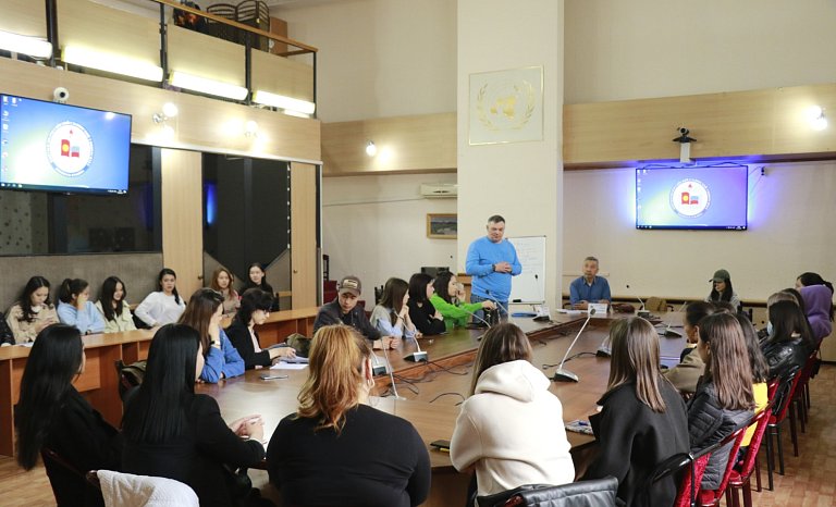 KRSU students were told about the possibilities for strategic development of the EAEU industrial policy