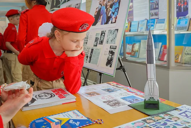 An exhibition dedicated to the 90th anniversary of the birth of Yuri Gagarin opened at KRSU