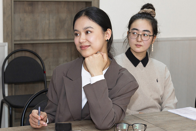 Межвузовская научная конференция в КРСУ