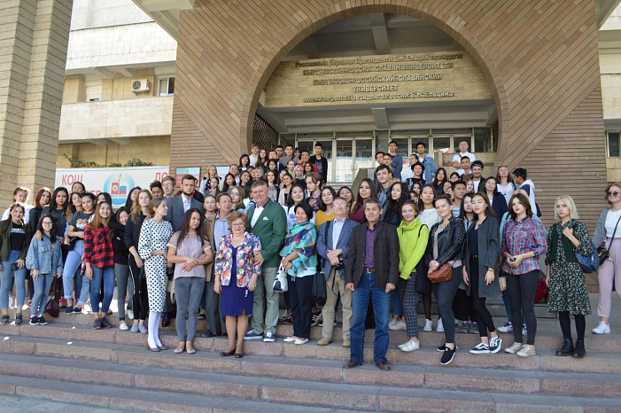 РУДН-всем универам пример!