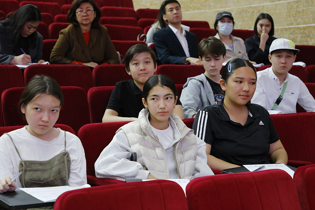 В КРСУ прошла международная акция «Диктант Победы»