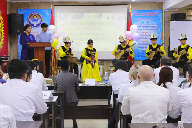 Студенты КРСУ блеснули знаниями на олимпиаде по педиатрии