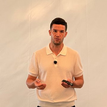 Жайкы интенсивдүү «Adapter» катышуучулары үчүн Ростаттын жаңы билим берүү жолугушуулары өткөрүлдү