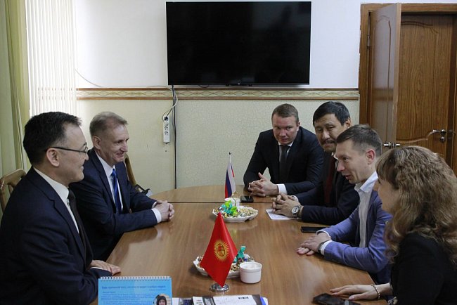 Thematic meeting at KRSU: «CSTO Parliamentary Assembly: legal response to challenges and threats to collective security»