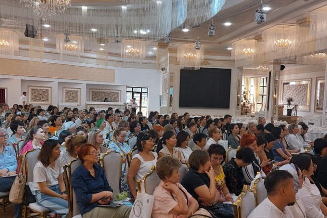 The Department of Obstetrics and Gynecology KRSU organized a seminar dedicated to current issues of gynecology