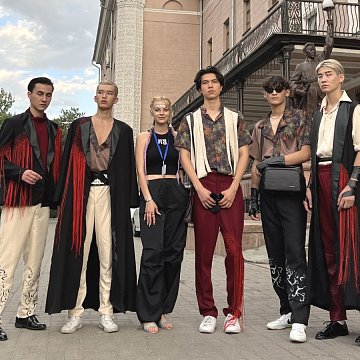 KRSU graduate Anna Tiro won the World Nomad Fashion Festival