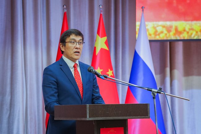 A gala event was held at KRSU to mark the 75th anniversary of the founding of the People's Republic of China and the opening of the Institute of World Languages