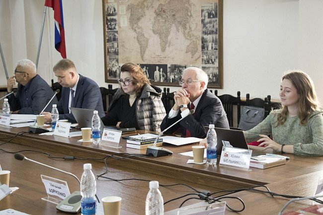 At KRSU, Russian and Kyrgyz experts discussed the problems of the green economy