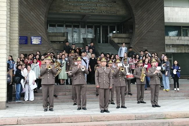 For Victory Day: a big concert was held at KRSU «Let's bow to those great years!»