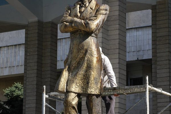 KRSU restored the monument to A.S. Pushkin
