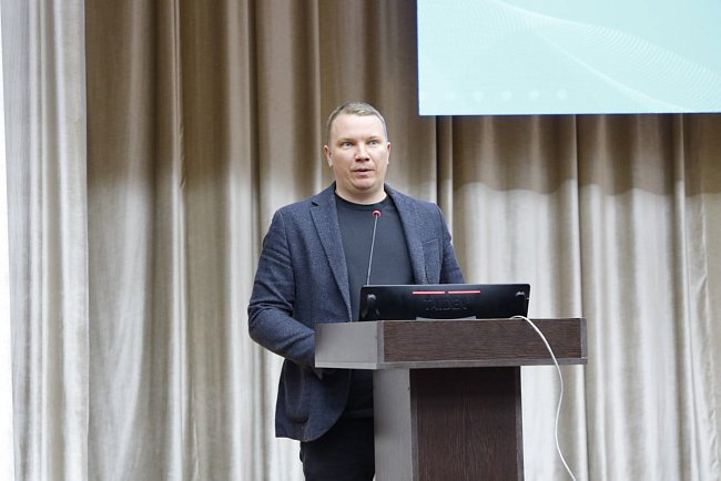 A job fair was held at KRSU: more than 30 companies presented career opportunities to students