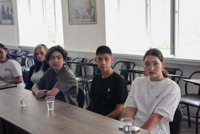 A summer school of the Russian language has started at KRSU «they will listen to you»
