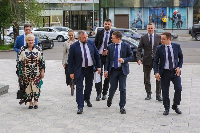 Warm meeting with the delegation from St. Petersburg: KRSU strengthens strategic ties