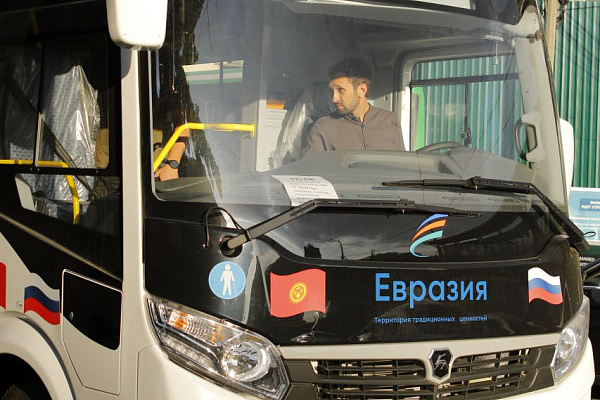 Автомобильный парк КРСУ пополнился новым автобусом!