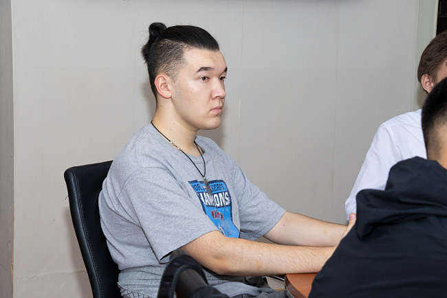 Советник ректора КРСУ Петр Бычков встретился с лидерами студенческого самоуправления