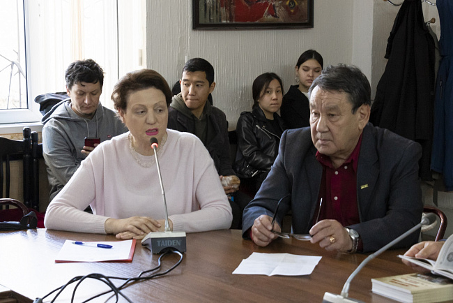 В КРСУ презентовали сборник воспоминаний потомков блокадников