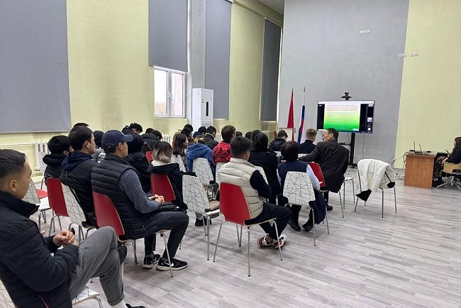 A seminar was held at FADIS on improving energy efficiency in construction