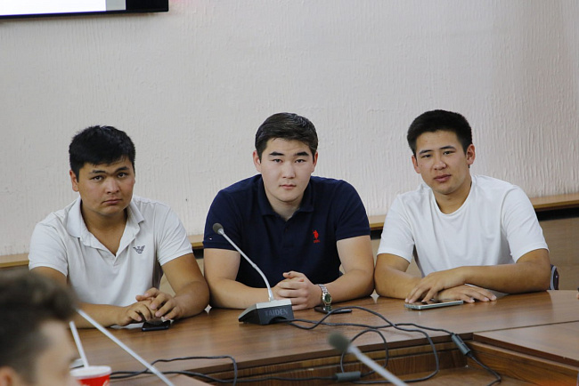 В КРСУ прошел технологический буткемп: стартапы обрели новое дыхание