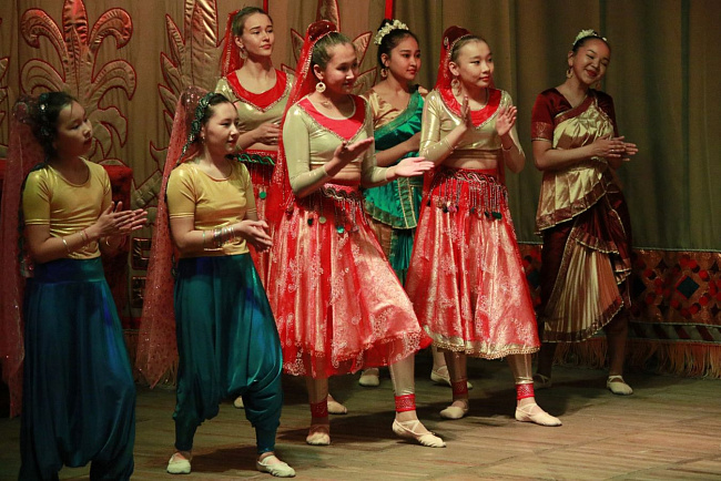 В КРСУ открылась выставка, посвященная Индии