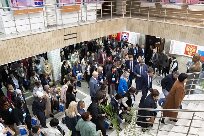 An exhibition «Education in Russia – 2024-2025» opened at KRSU