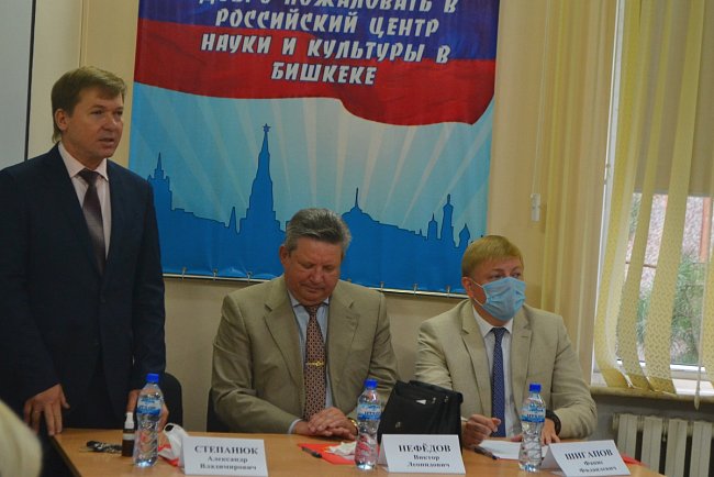 A student from KRSU spoke at a conference of Russian compatriots