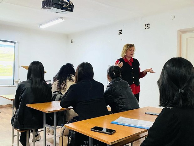 The Faculty of Humanities hosted a lecture on understanding information and critical thinking