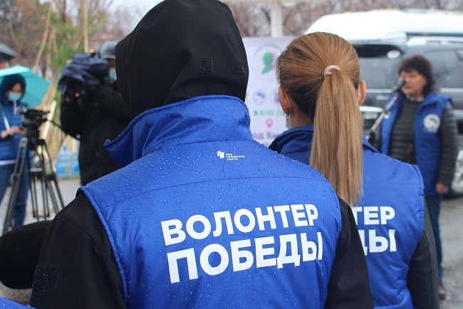 KRSU lawyers planted trees in «Garden of Memory»