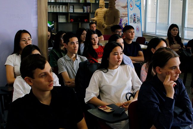 Lecture by ANO «Eurasia» in KRSU: analysis of the influence of external actors on the EAEU countries and the importance of historical memory