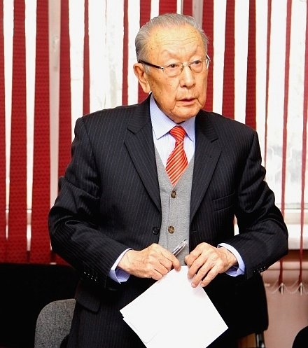 A conference dedicated to the 85th anniversary of Academician Askar Kakeev was held at KRSU