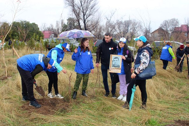 KRSU lawyers planted trees in «Garden of Memory»