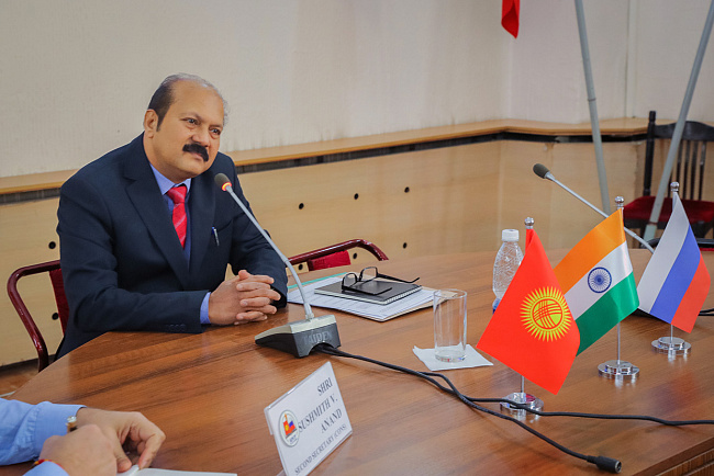 Диплом КРСУ высоко оценили в Индии