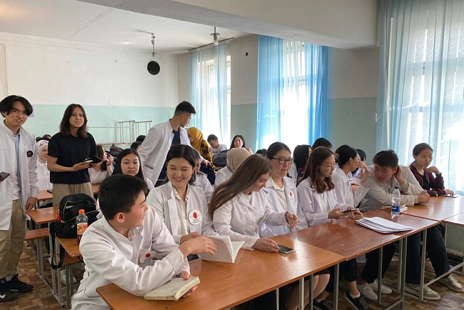 Жизнь коротка, а латинский язык – вечен!